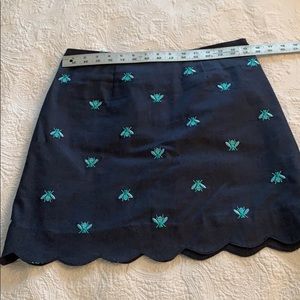 Lilly Pulitzer skirt with bee appliqués 4